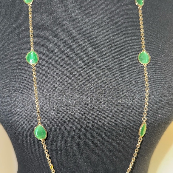 Gorgeous Green Stone Long Necklace - Picture 2 of 2